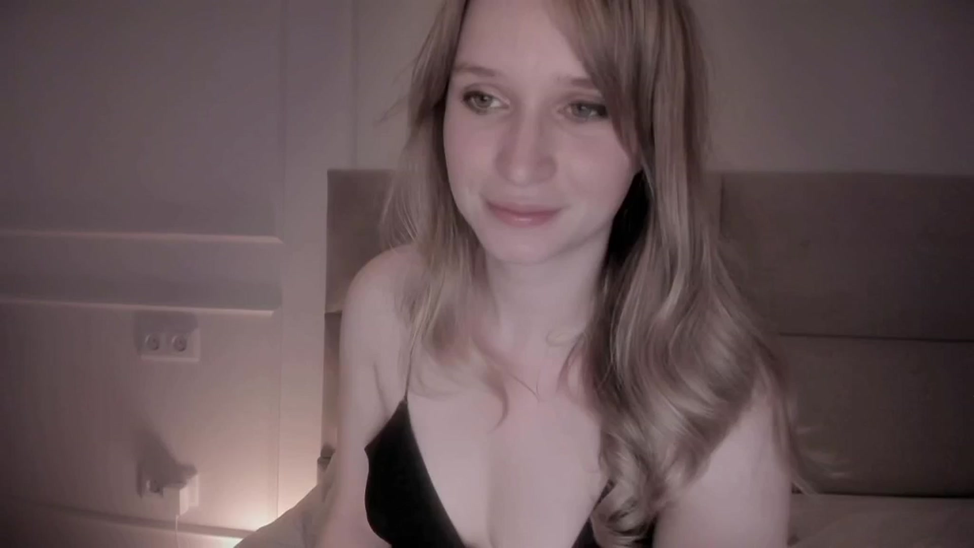 Gallery image thumbnail from Speculoos_'s myfreecams stream on, 07/30/2024, 19:48 image 6 of 20