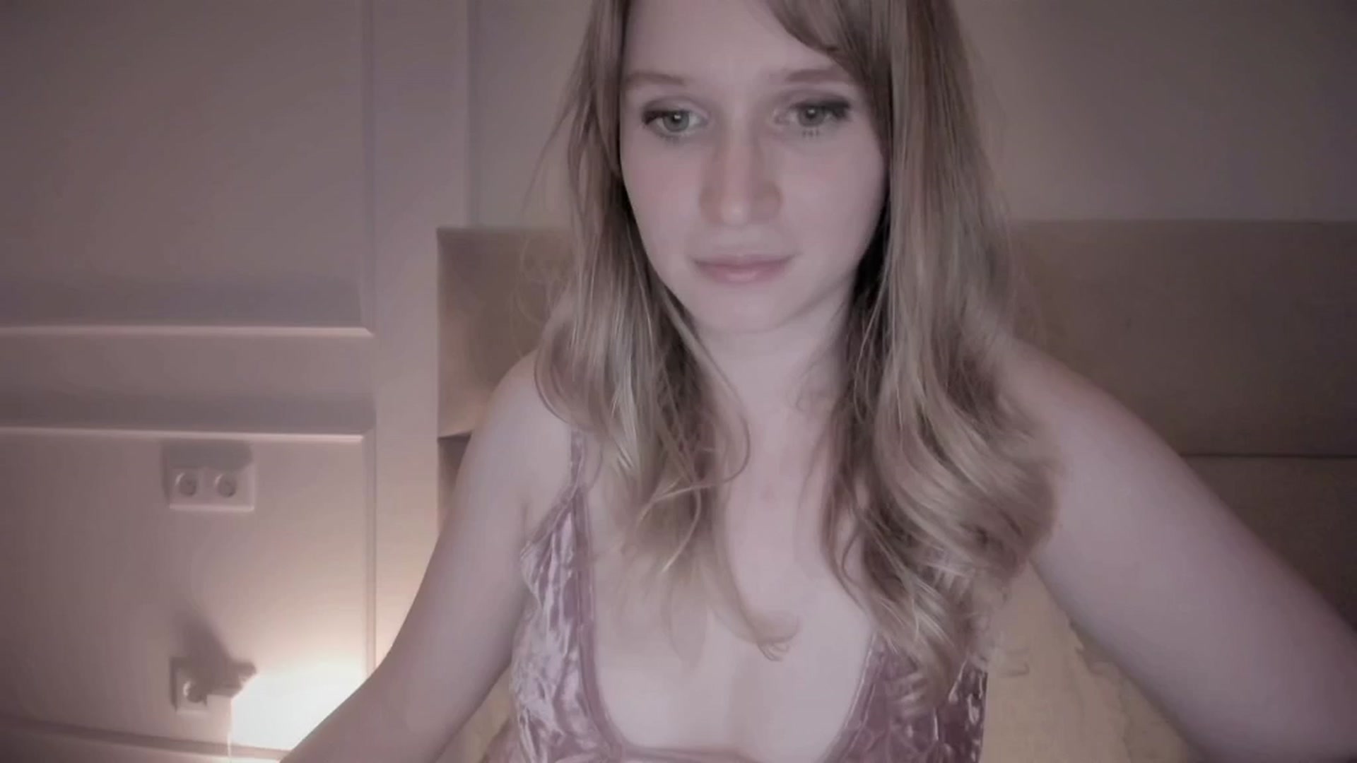 Gallery image thumbnail from Speculoos_'s myfreecams stream on, 07/31/2024, 20:00 image 15 of 20