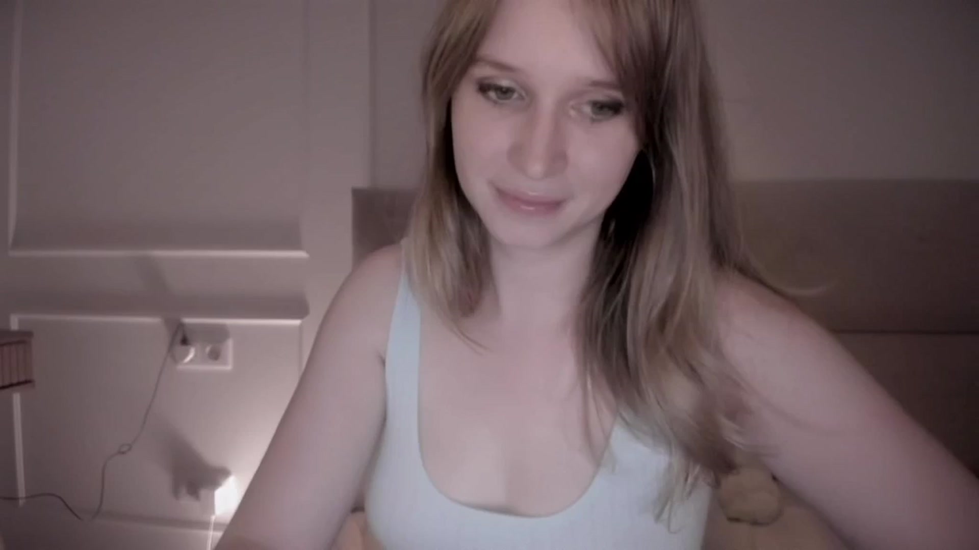 Gallery image thumbnail from Speculoos_'s myfreecams stream on, 08/07/2024, 20:03 image 3 of 20