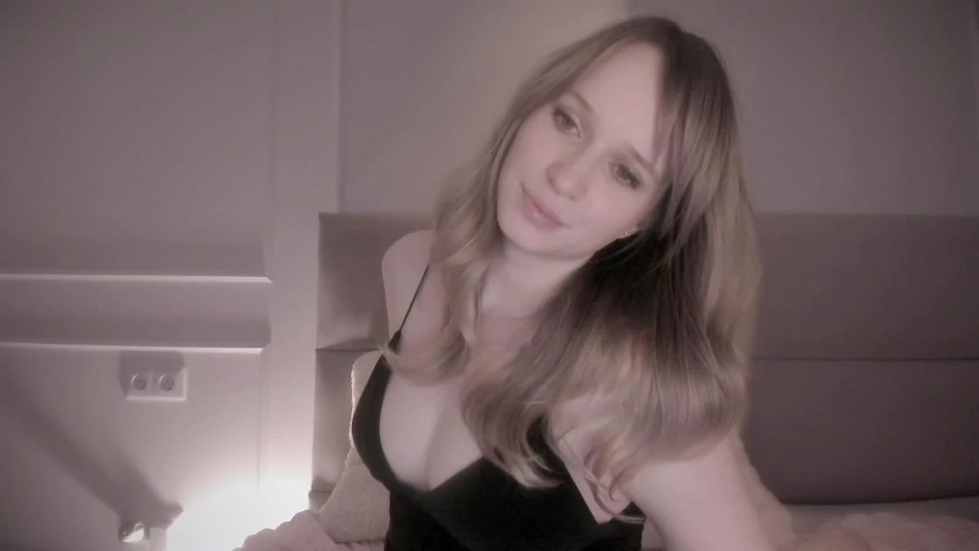 Gallery image thumbnail from Speculoos_'s myfreecams stream on, 08/26/2024, 19:49 image 1 of 20