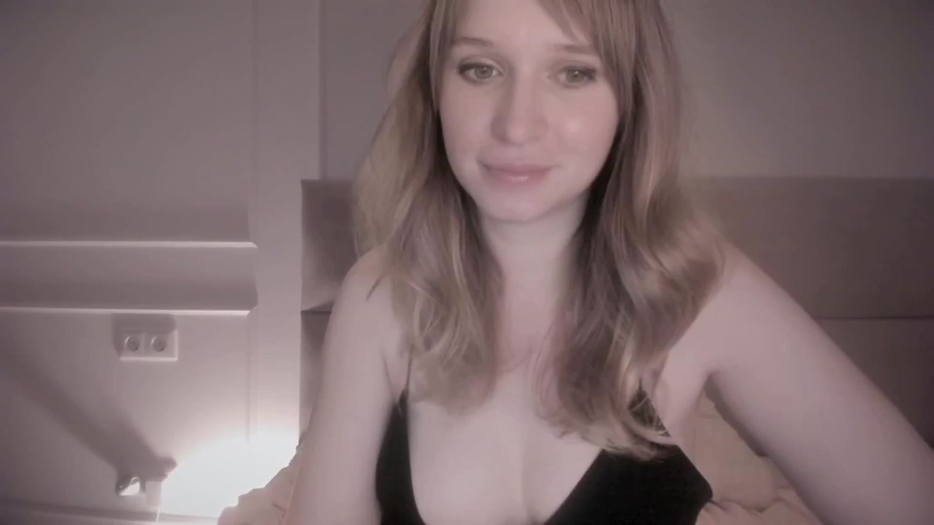Gallery image thumbnail from Speculoos_'s myfreecams stream on, 08/26/2024, 19:49 image 13 of 20