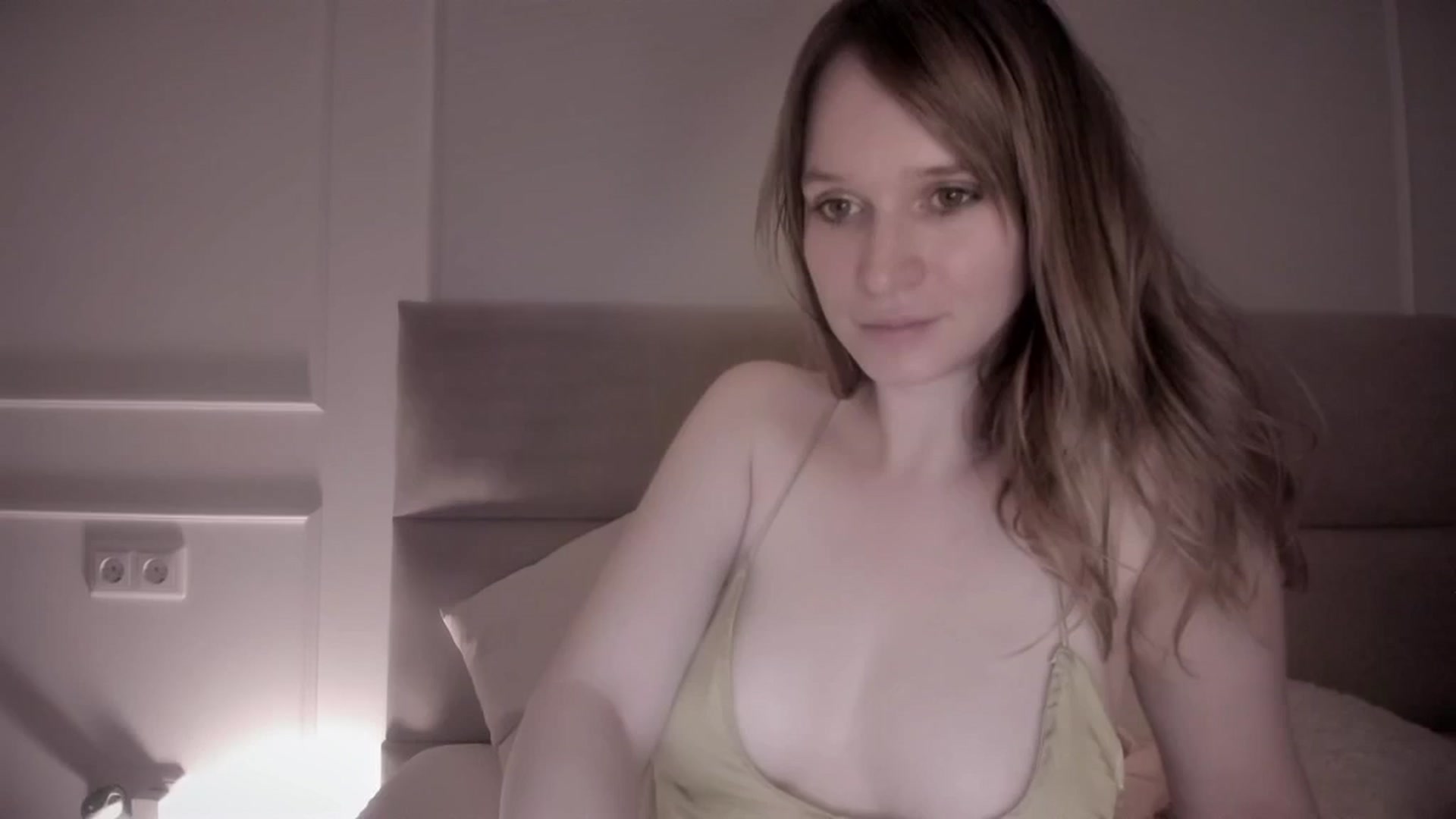 Gallery image thumbnail from Speculoos_'s myfreecams stream on, 08/27/2024, 20:07 image 20 of 20