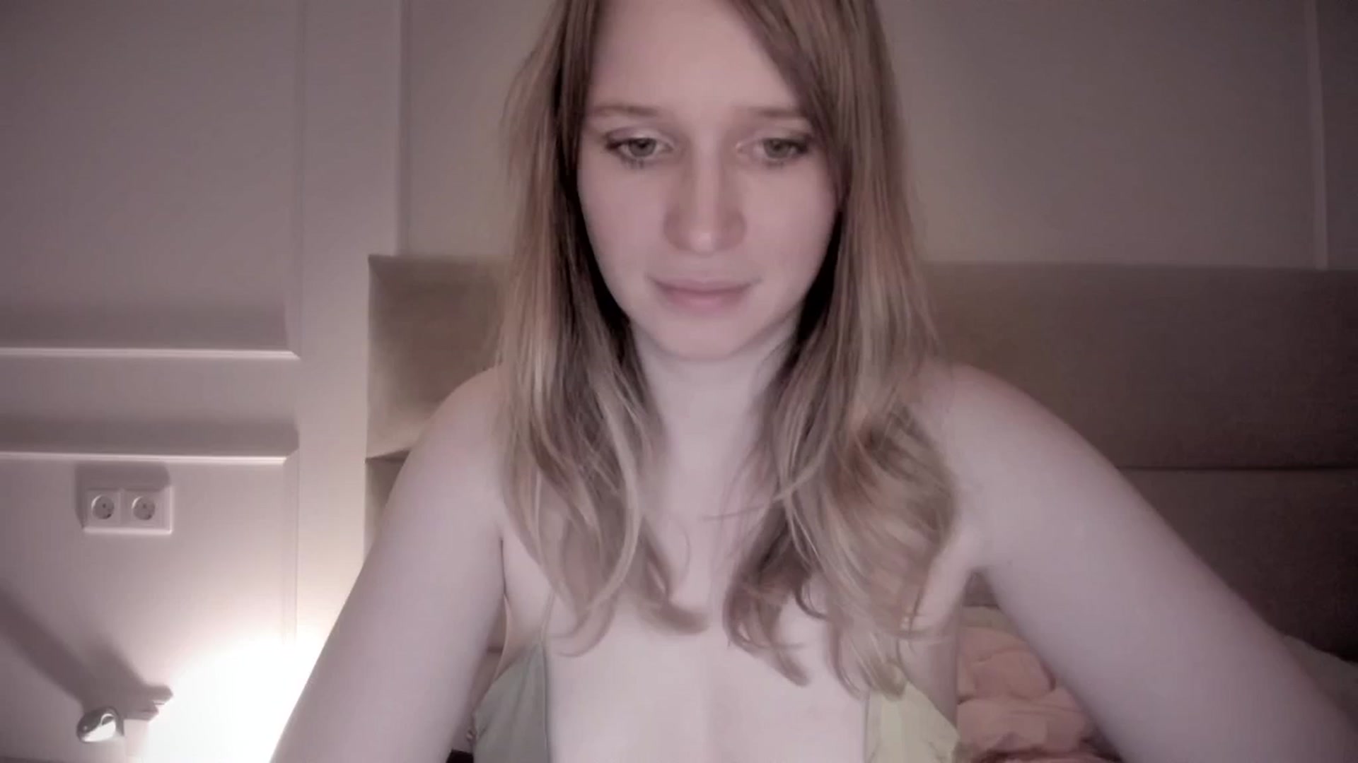 Gallery image thumbnail from Speculoos_'s myfreecams stream on, 08/27/2024, 20:07 image 4 of 20