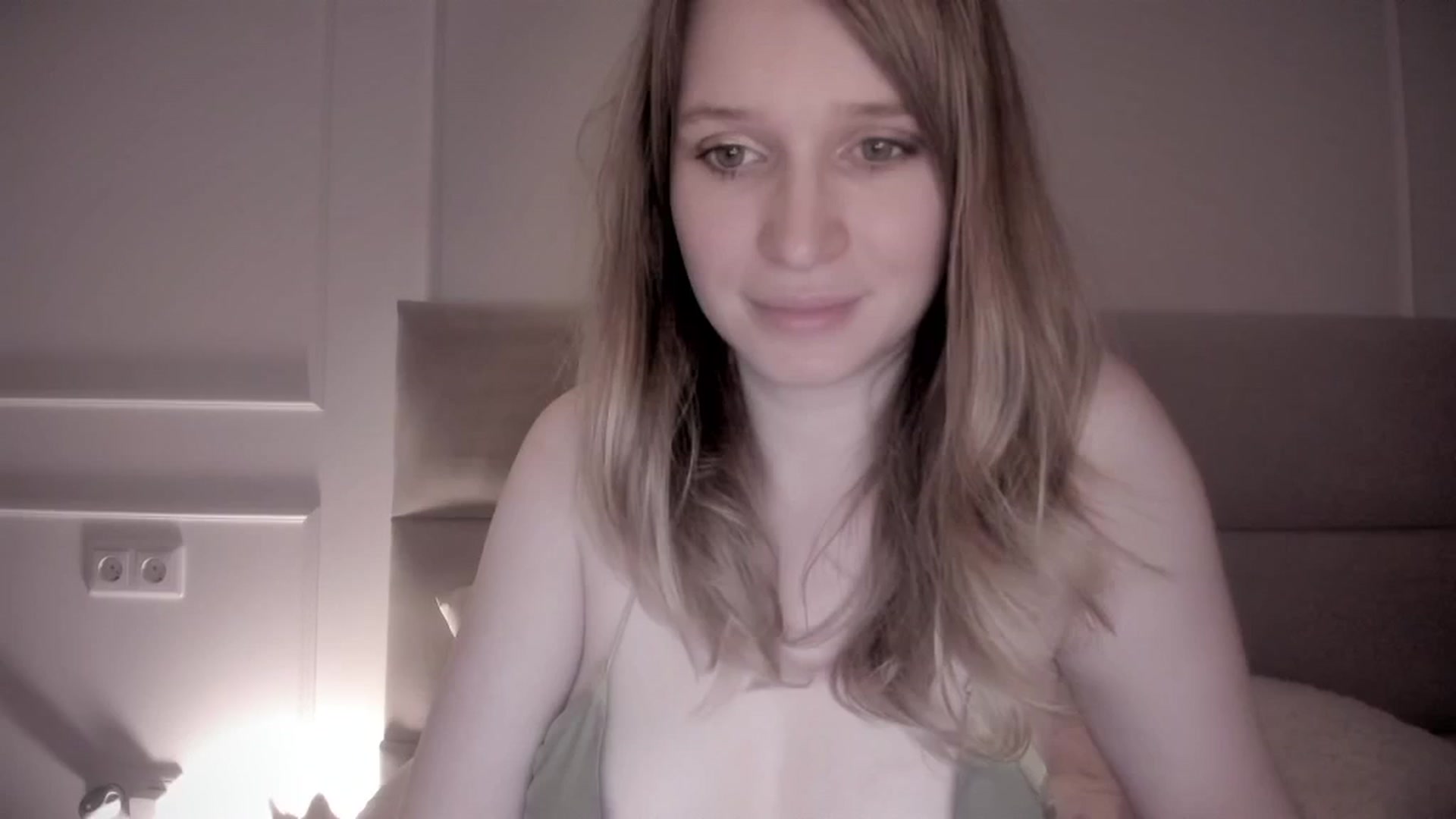 Gallery image thumbnail from Speculoos_'s myfreecams stream on, 08/27/2024, 20:07 image 1 of 20