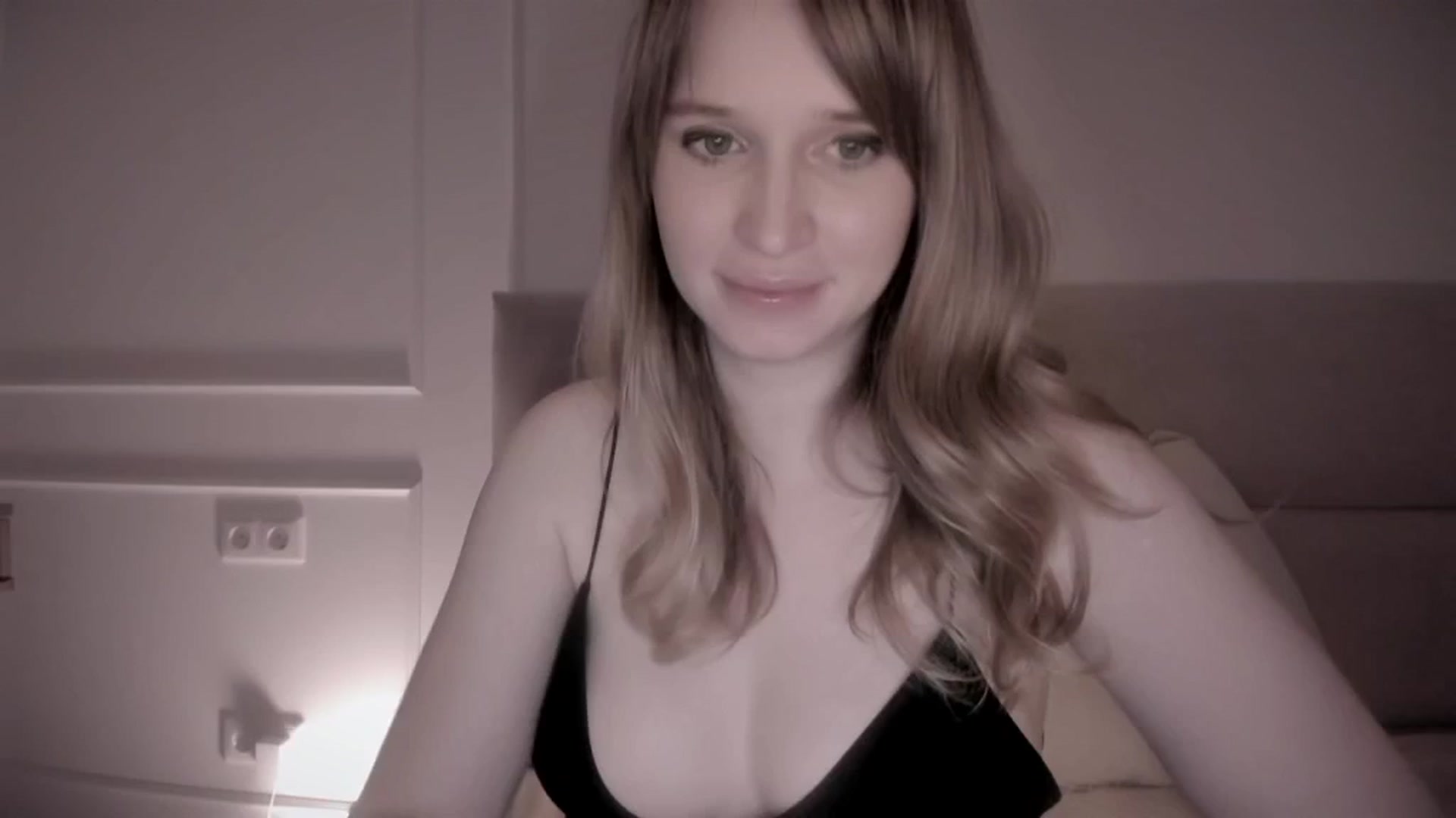 Gallery image thumbnail from Speculoos_'s myfreecams stream on, 09/29/2024, 20:01 image 2 of 20