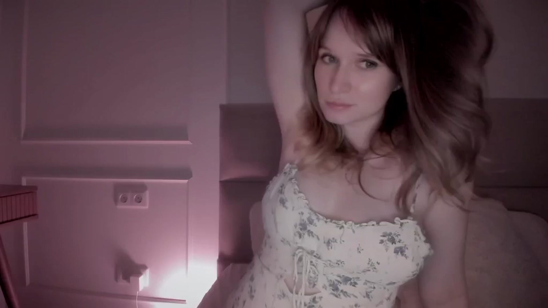 Gallery image thumbnail from Speculoos_'s myfreecams stream on, 10/09/2024, 20:11 image 9 of 20