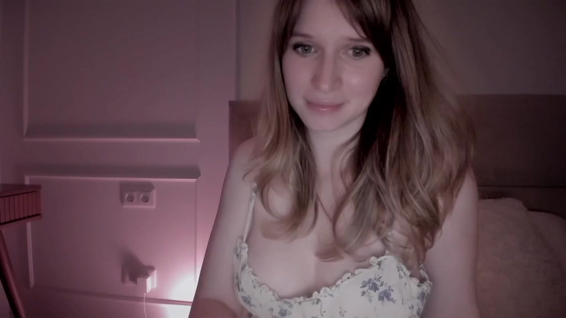 Gallery image thumbnail from Speculoos_'s myfreecams stream on, 10/09/2024, 20:11 image 1 of 20