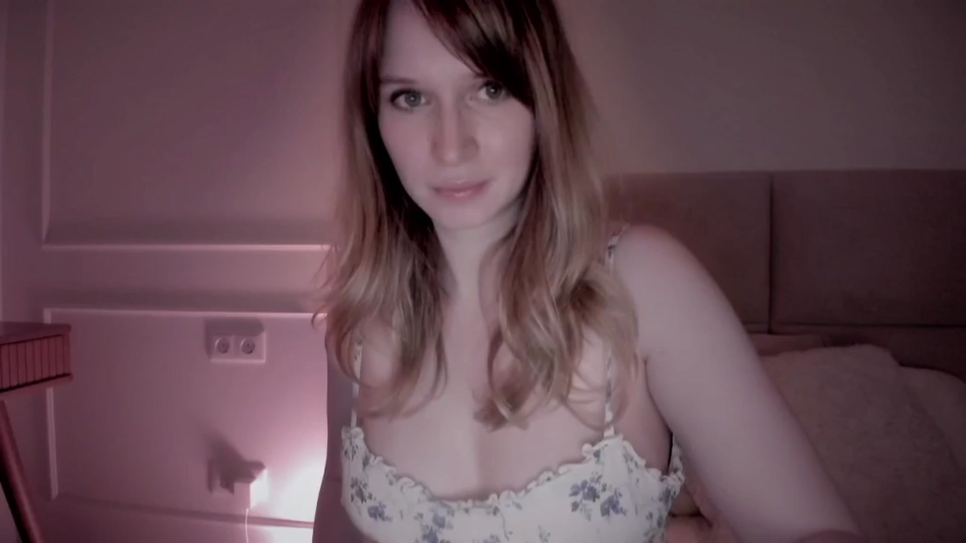 Gallery image thumbnail from Speculoos_'s myfreecams stream on, 10/09/2024, 20:11 image 3 of 20