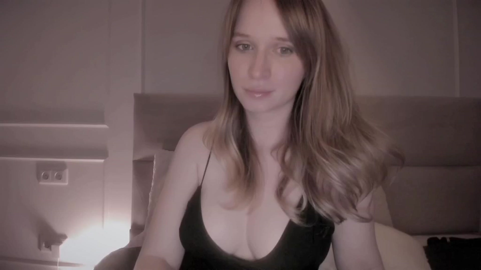 Gallery image thumbnail from Speculoos_'s myfreecams stream on, 10/27/2024, 20:31 image 3 of 20