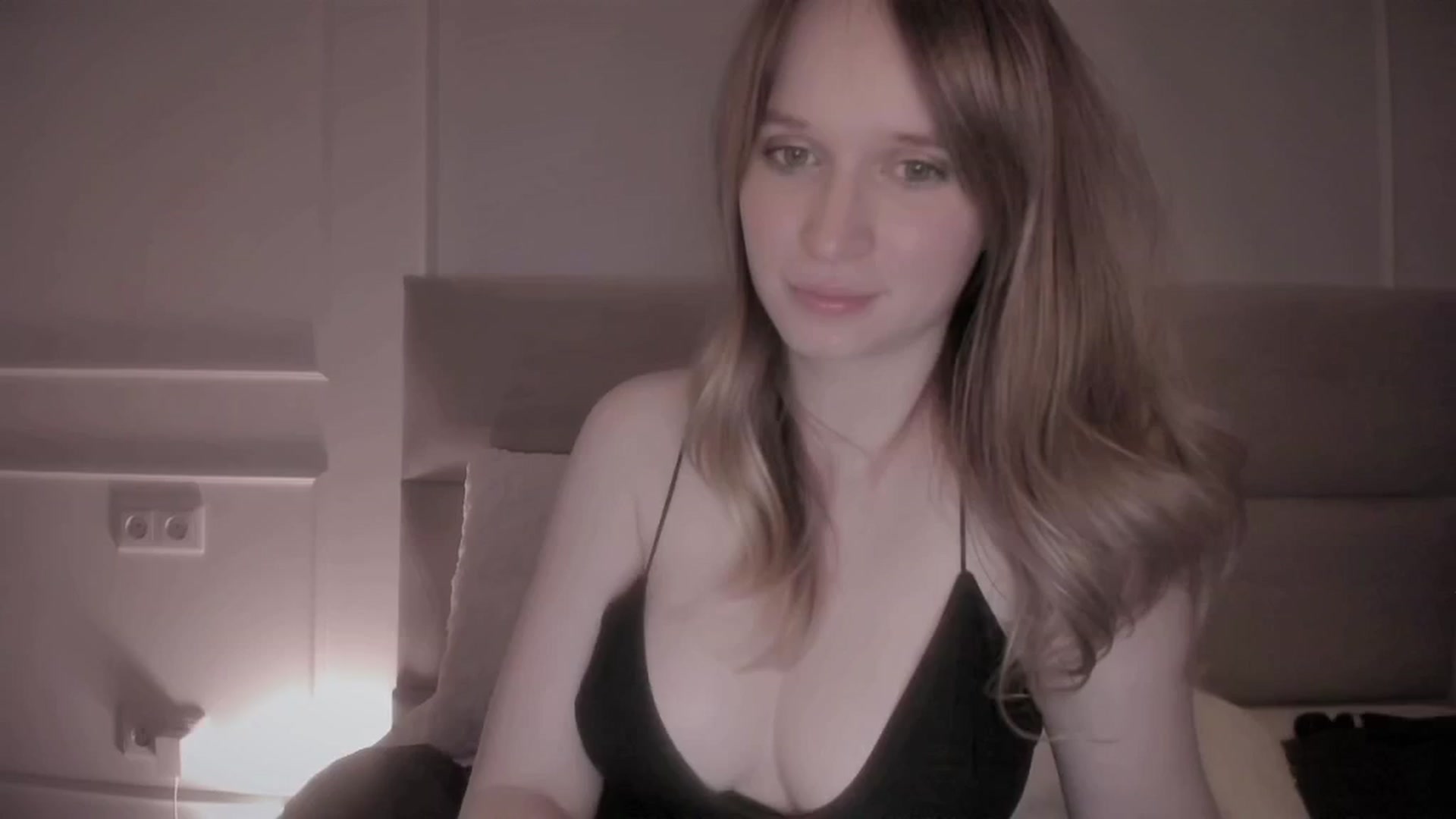 Gallery image thumbnail from Speculoos_'s myfreecams stream on, 10/27/2024, 20:31 image 5 of 20