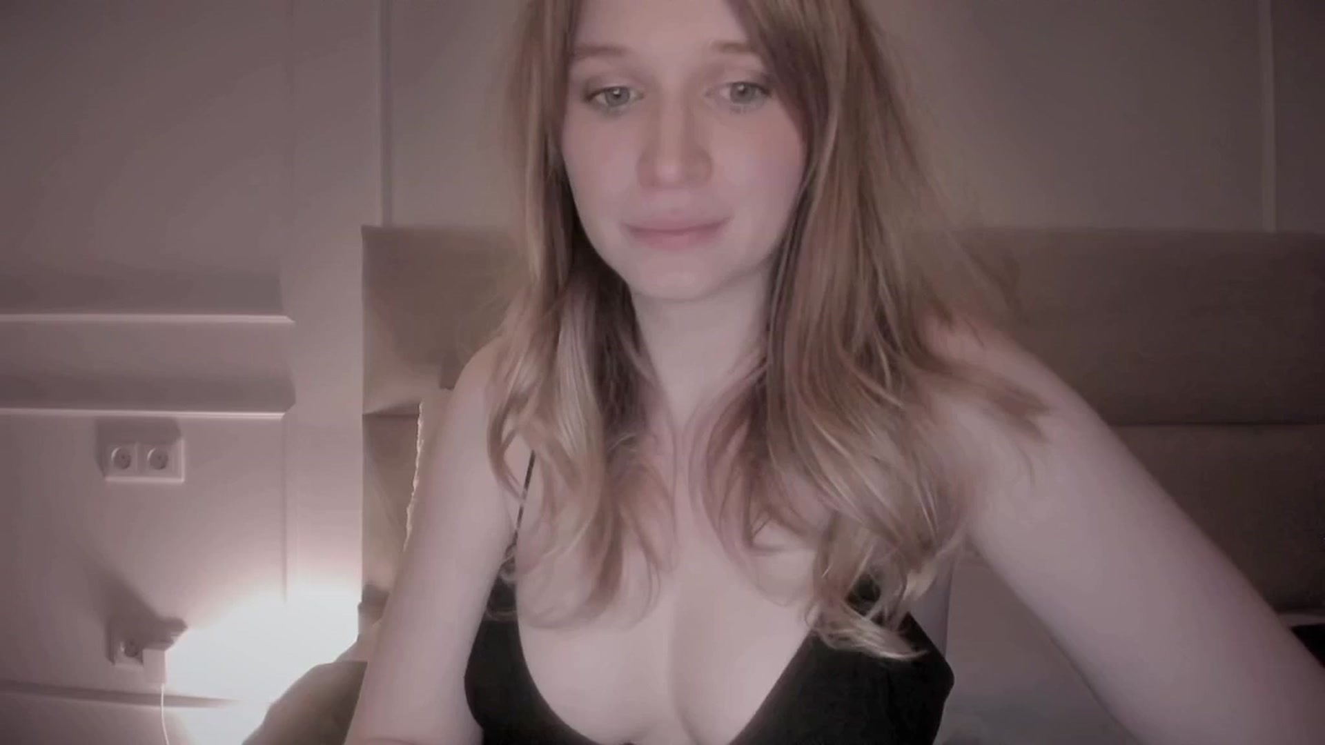 Gallery image thumbnail from Speculoos_'s myfreecams stream on, 10/27/2024, 20:31 image 13 of 20
