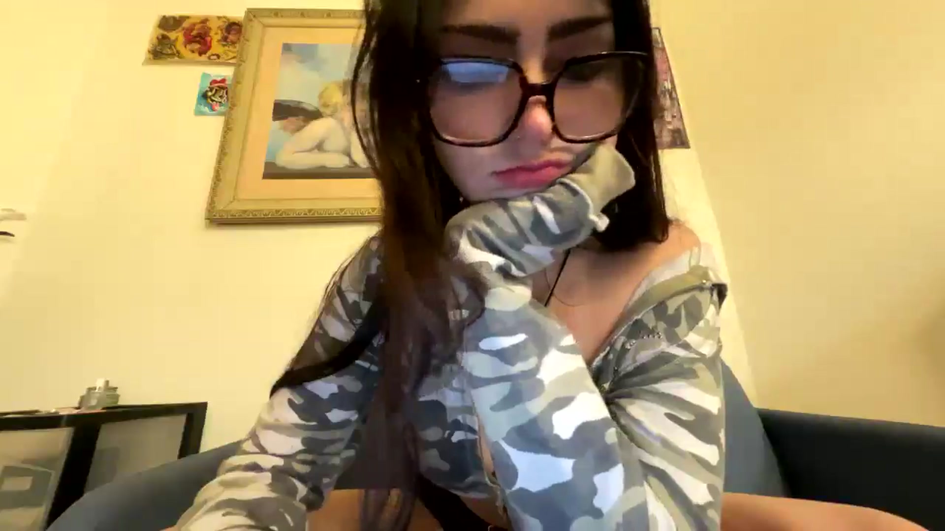 Gallery image thumbnail from SpencerJune's myfreecams stream on, 12/16/2024, 06:26 image 16 of 20