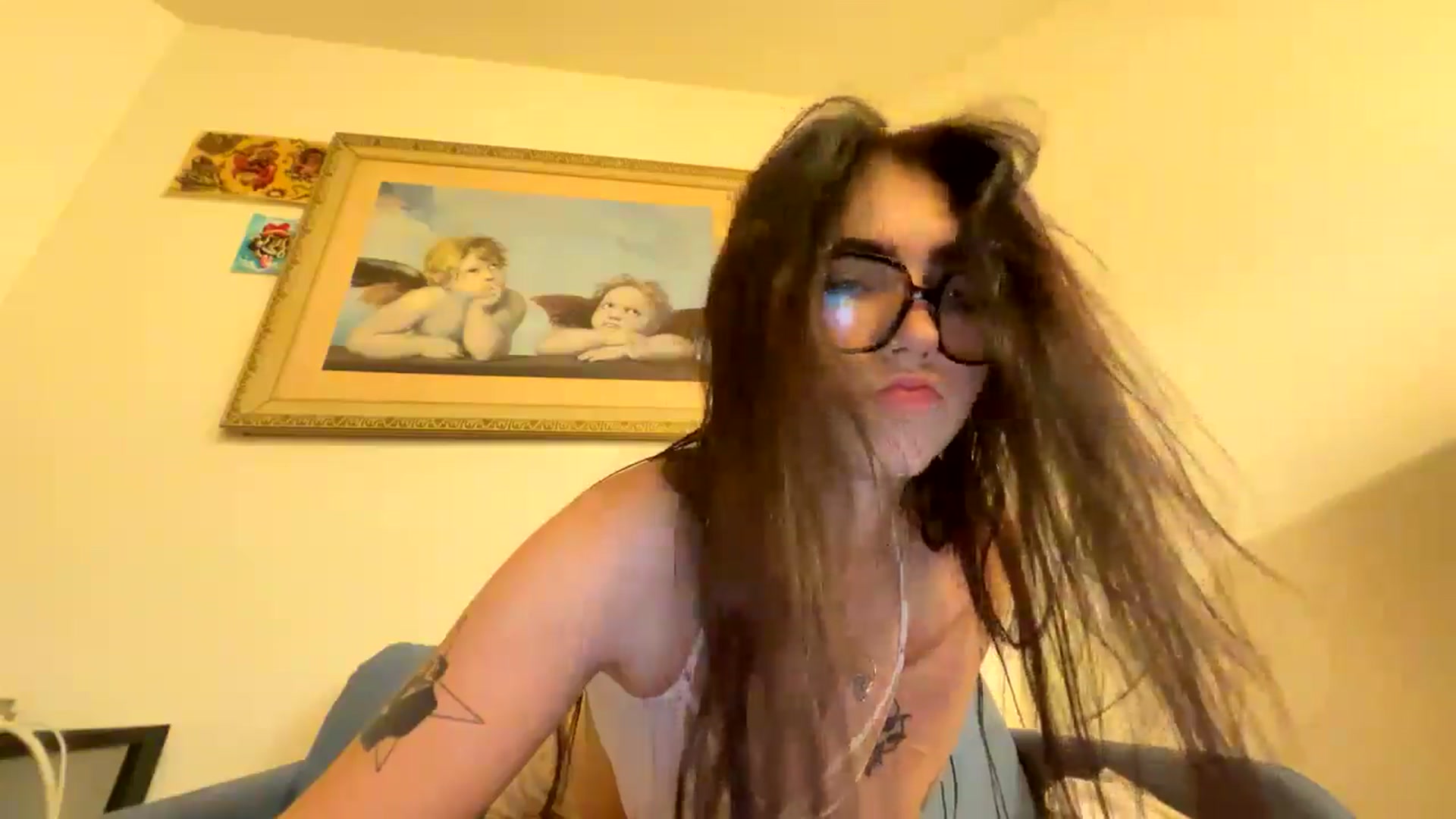 Gallery image thumbnail from SpencerJune's myfreecams stream on, 12/18/2024, 07:47 image 17 of 20