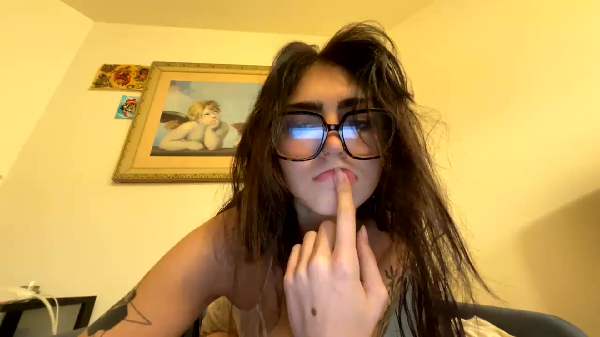 Gallery image thumbnail from SpencerJune's myfreecams stream on, 12/18/2024, 07:47 image 4 of 20