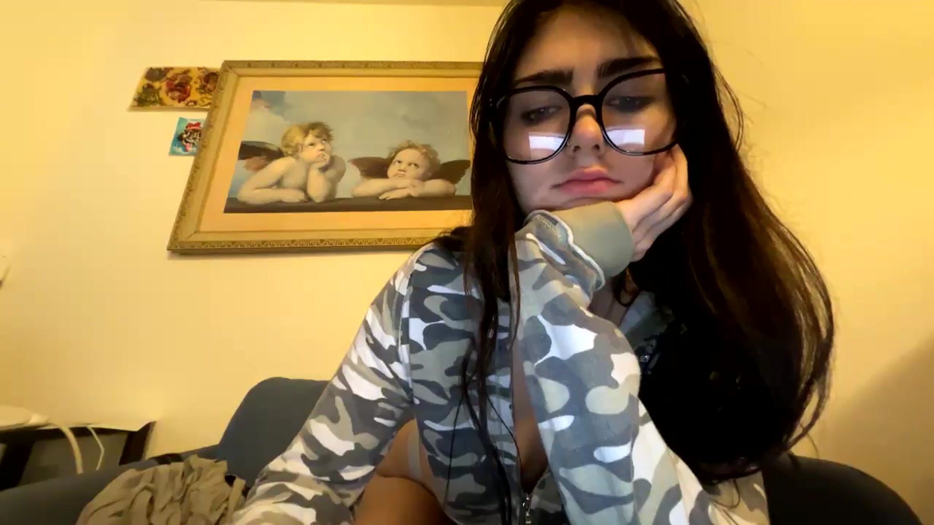 Gallery image thumbnail from SpencerJune's myfreecams stream on, 01/03/2025, 21:14 image 20 of 20
