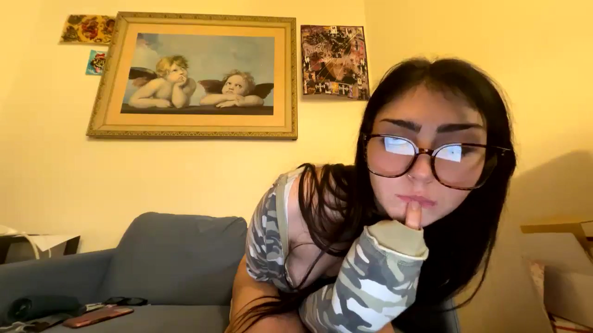 Gallery image thumbnail from SpencerJune's myfreecams stream on, 01/04/2025, 06:24 image 15 of 20
