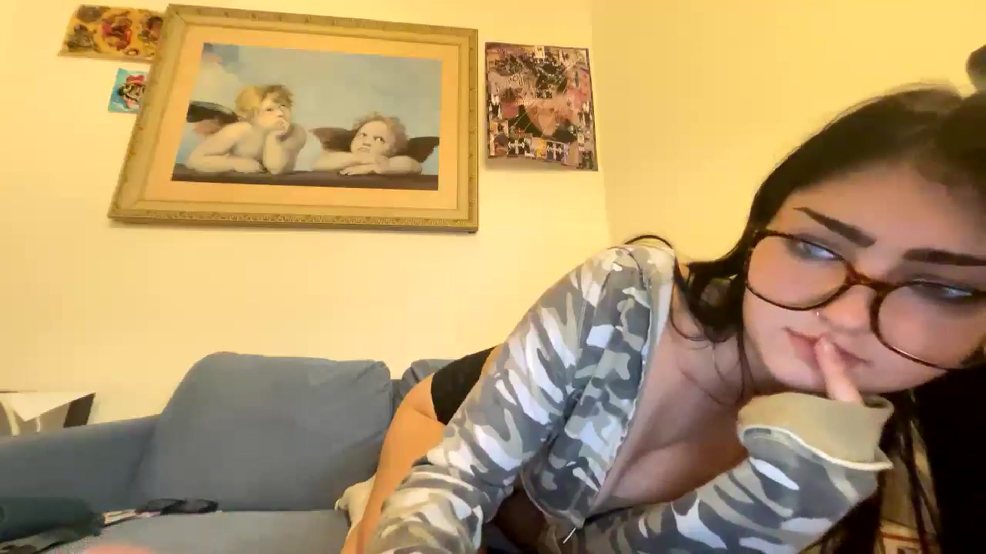 Gallery image thumbnail from SpencerJune's myfreecams stream on, 01/04/2025, 06:24 image 18 of 20