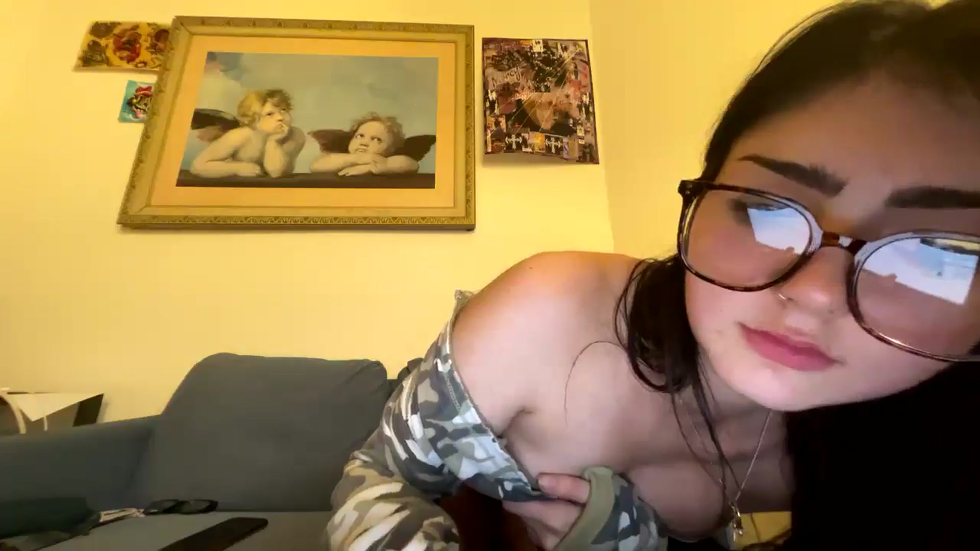 Gallery image thumbnail from SpencerJune's myfreecams stream on, 01/04/2025, 06:43 image 13 of 20