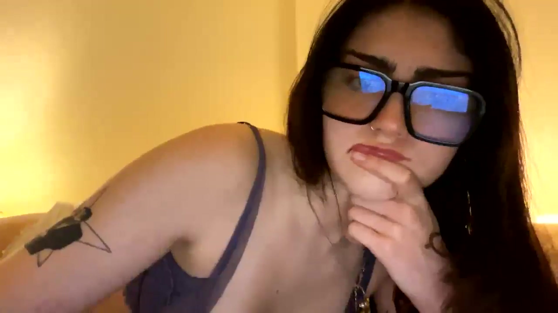 Gallery image thumbnail from SpencerJune's myfreecams stream on, 01/12/2025, 04:44 image 17 of 20