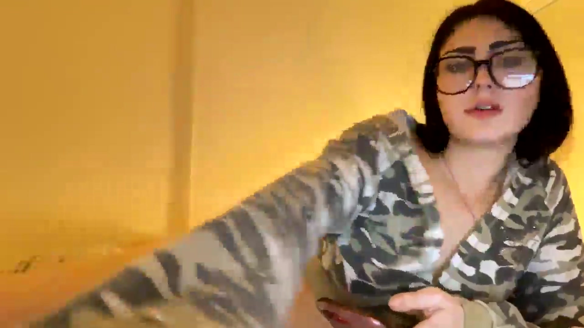Gallery image thumbnail from SpencerJune's myfreecams stream on, 01/18/2025, 07:02 image 4 of 20