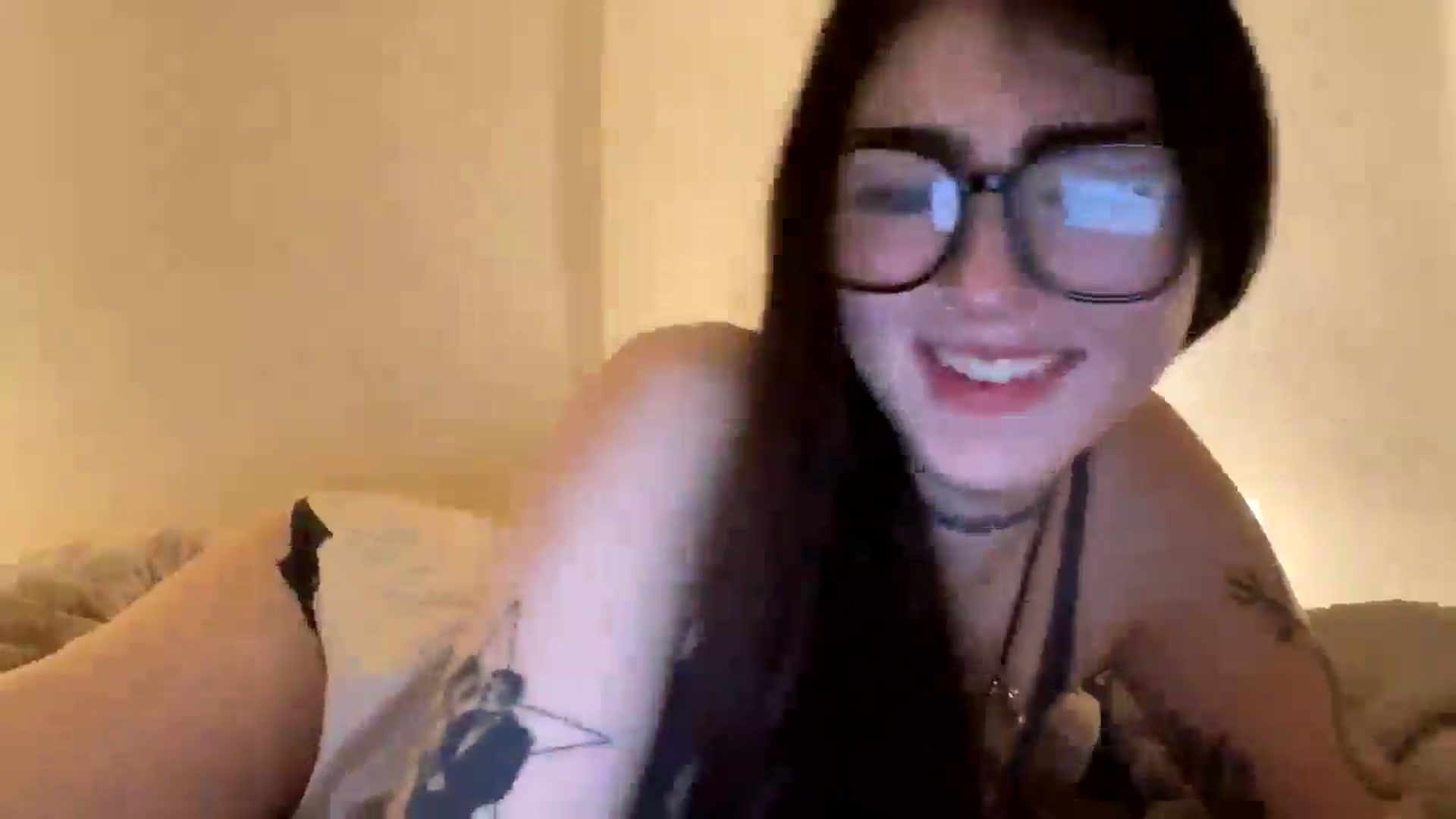 Gallery image thumbnail from SpencerJune's myfreecams stream on, 01/19/2025, 07:11 image 6 of 20