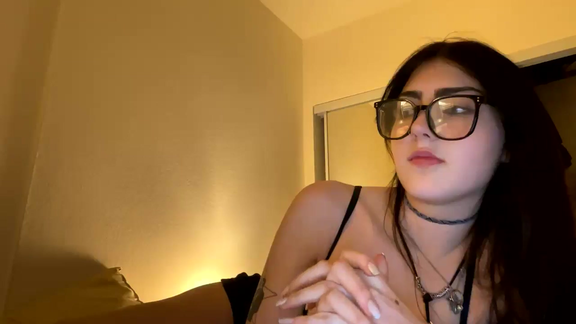 Gallery image thumbnail from SpencerJune's myfreecams stream on, 01/22/2025, 06:04 image 6 of 20