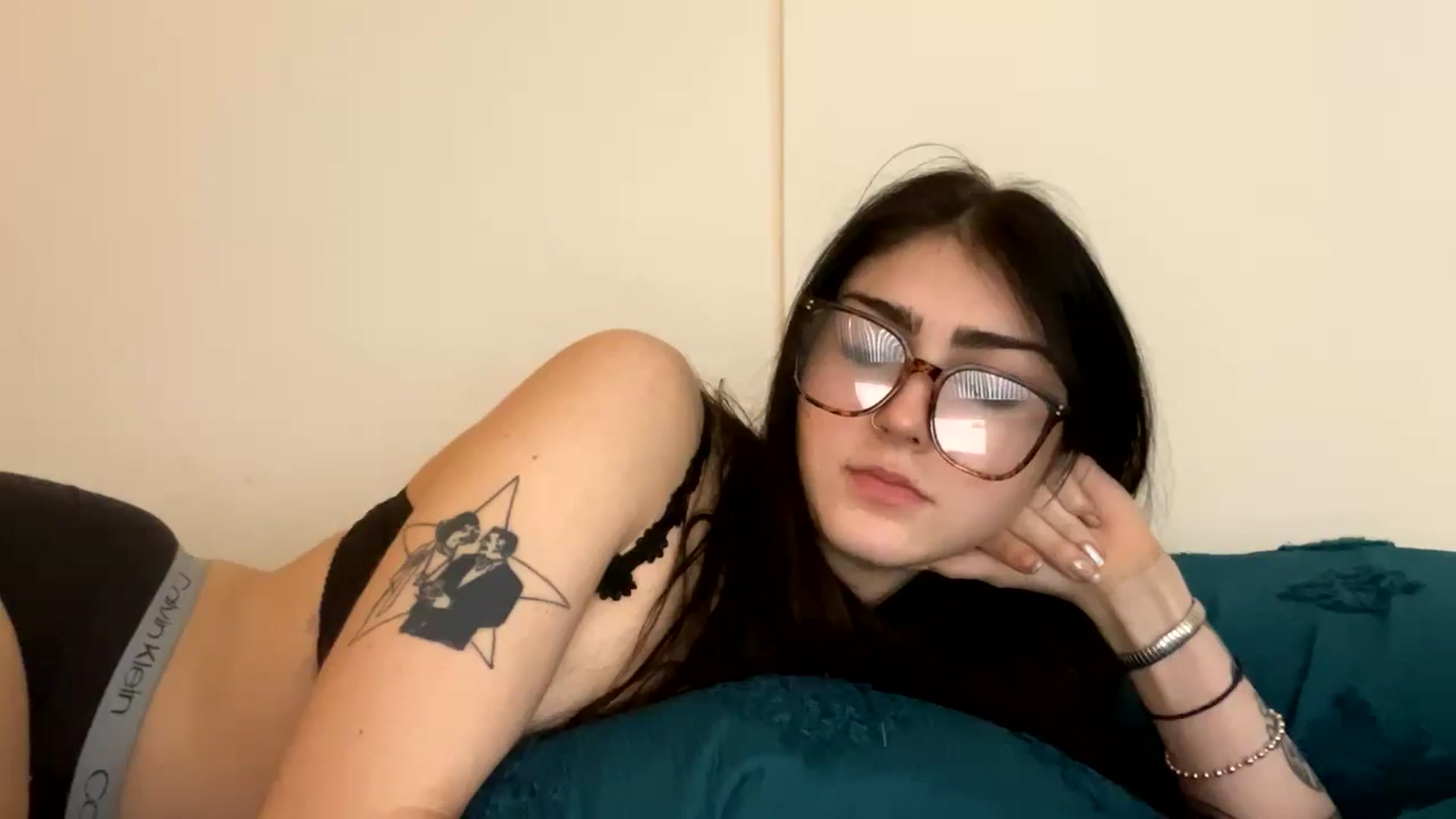 Gallery image thumbnail from SpencerJune's myfreecams stream on, 01/26/2025, 23:06 image 12 of 20