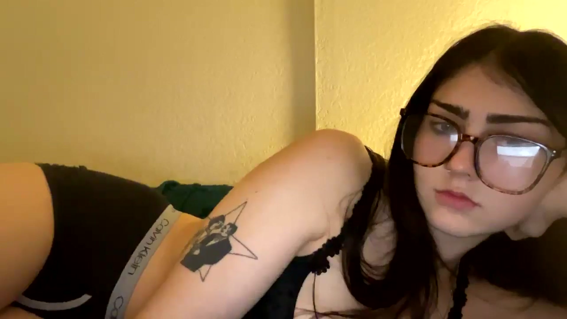 Gallery image thumbnail from SpencerJune's myfreecams stream on, 01/27/2025, 05:48 image 19 of 20