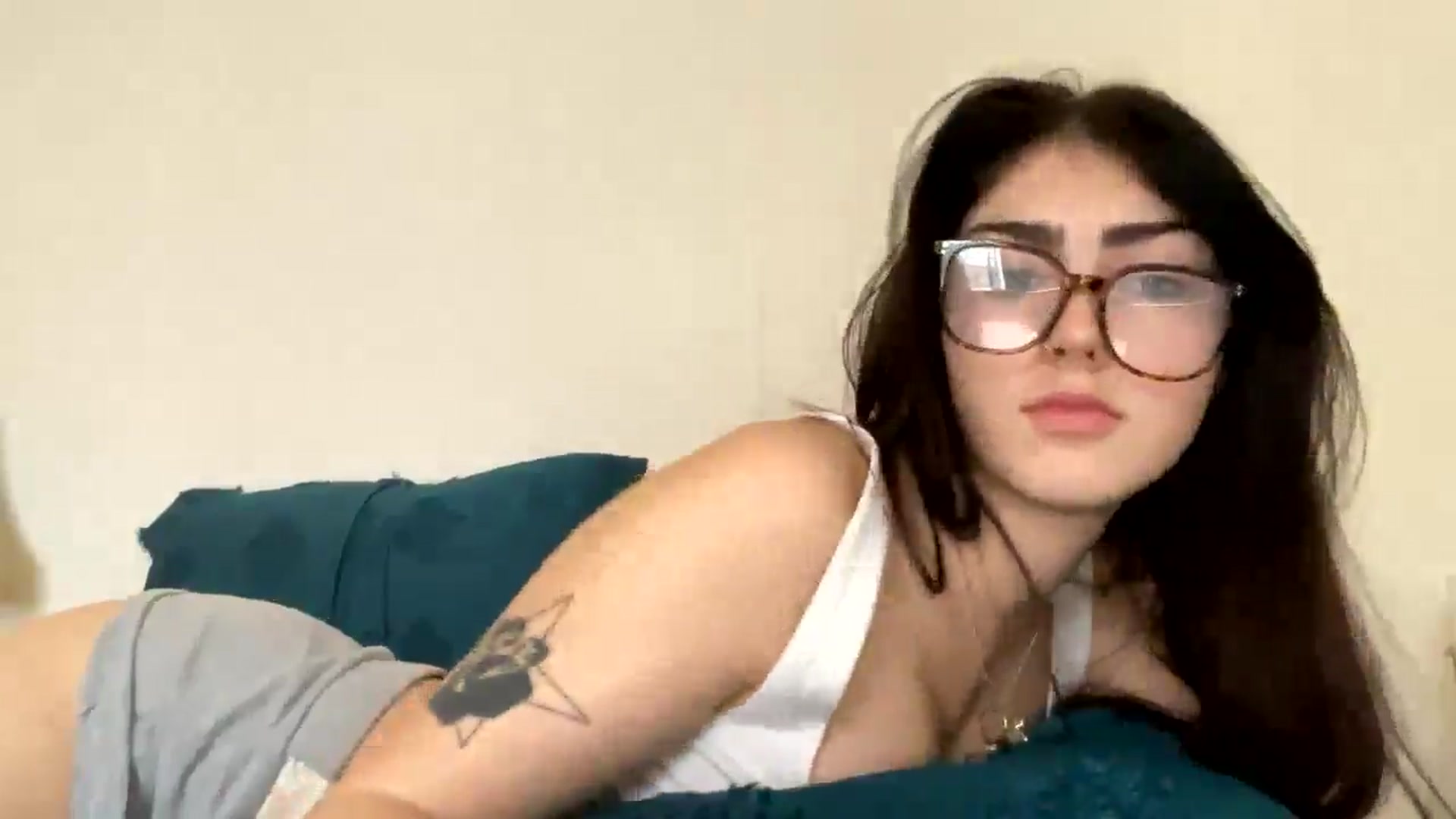 Gallery image thumbnail from SpencerJune's myfreecams stream on, 01/27/2025, 22:06 image 13 of 20