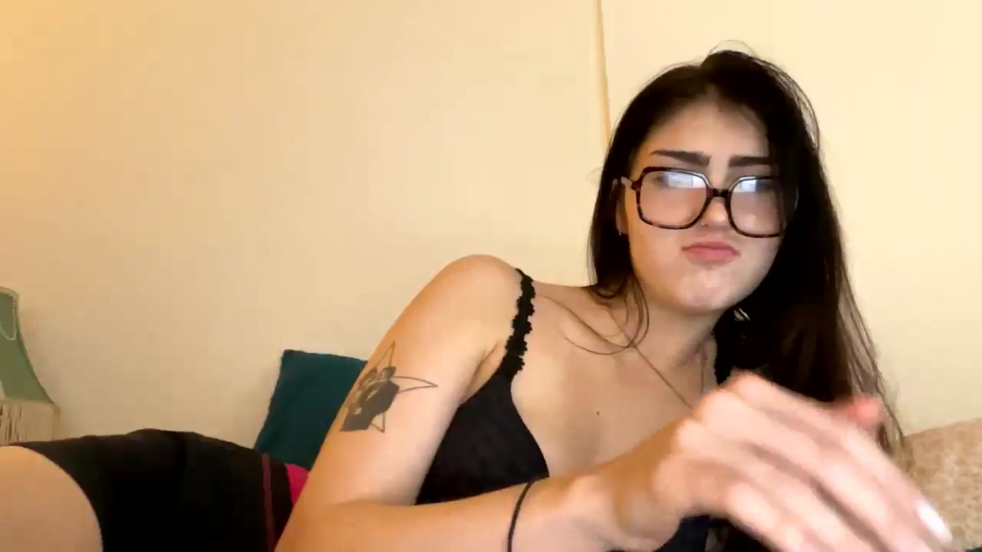 Gallery image thumbnail from SpencerJune's myfreecams stream on, 02/01/2025, 23:16 image 10 of 20