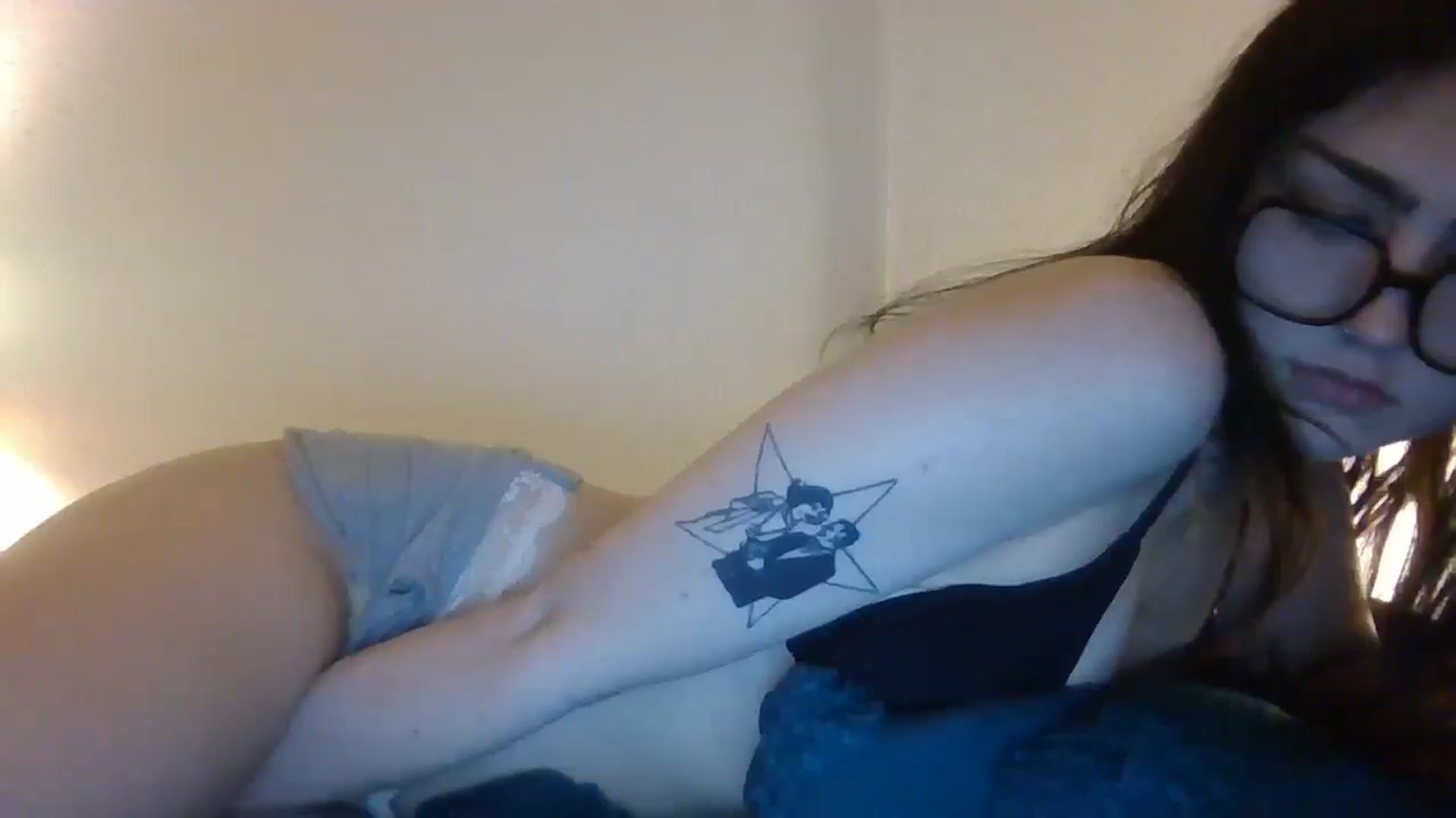 Gallery image thumbnail from SpencerJune's myfreecams stream on, 02/19/2025, 05:45 image 11 of 20