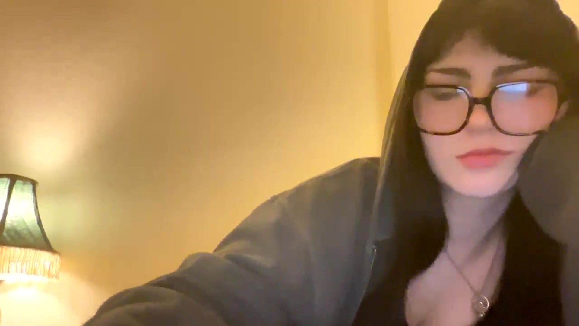 Gallery image thumbnail from SpencerJune's myfreecams stream on, 03/03/2025, 03:11 image 8 of 20