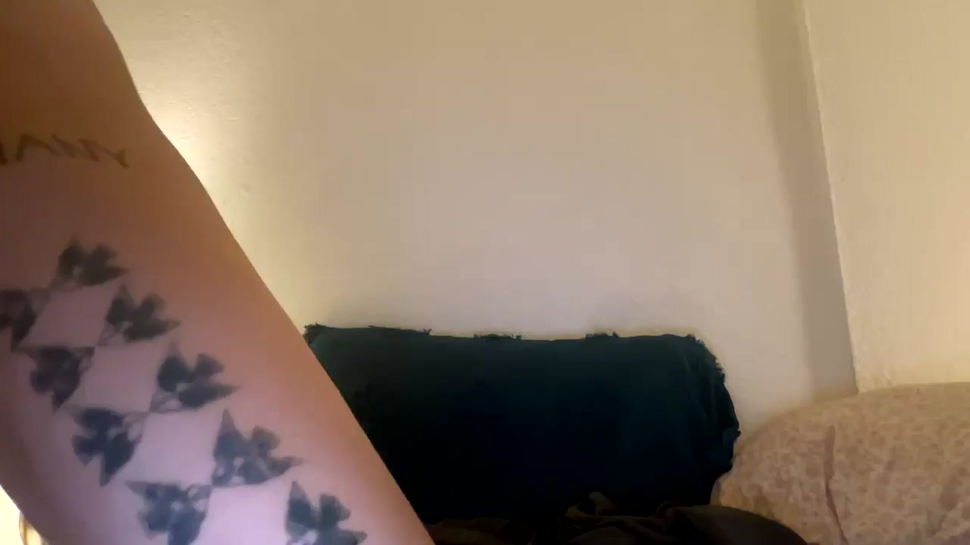 Gallery image thumbnail from SpencerJune's myfreecams stream on, 04/09/2025, 03:29 image 5 of 20