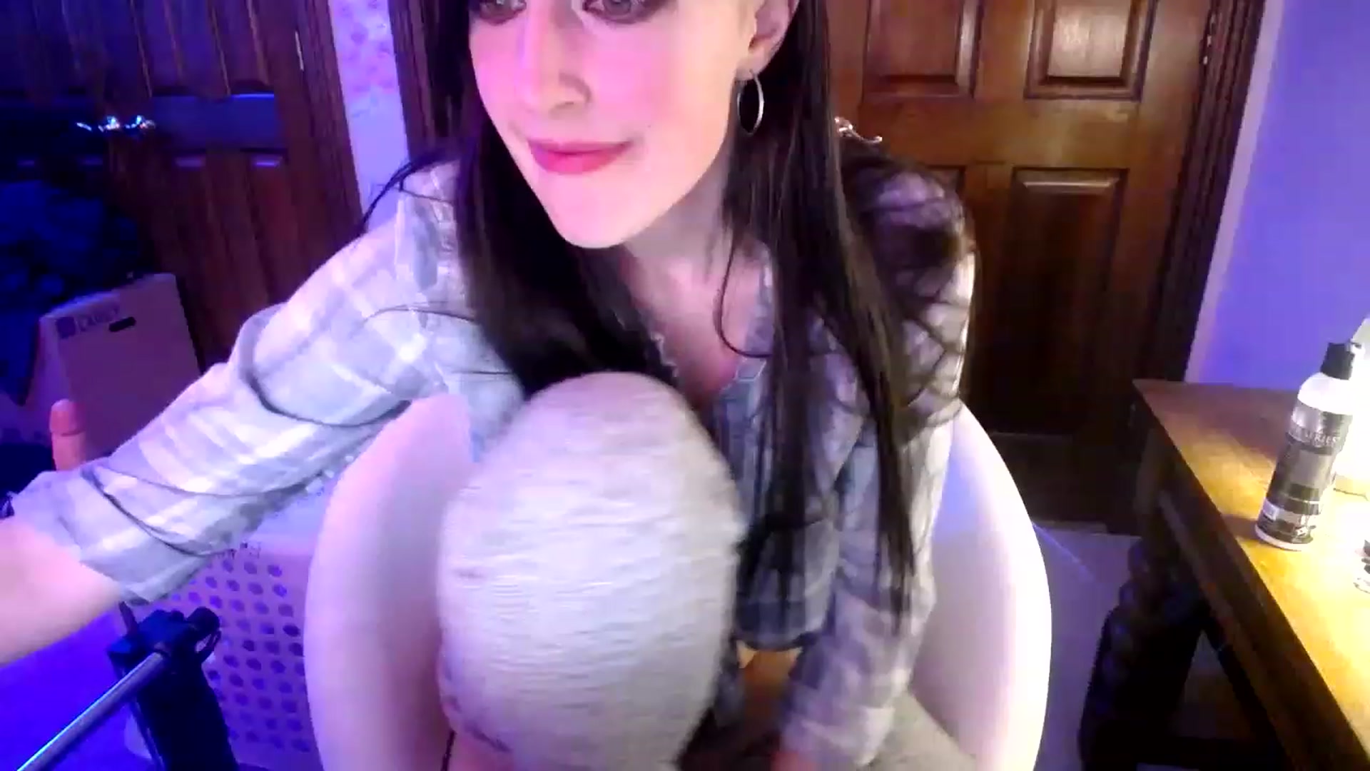 Gallery image thumbnail from Sphenoids's myfreecams stream on, 11/15/2022, 02:59 image 11 of 20