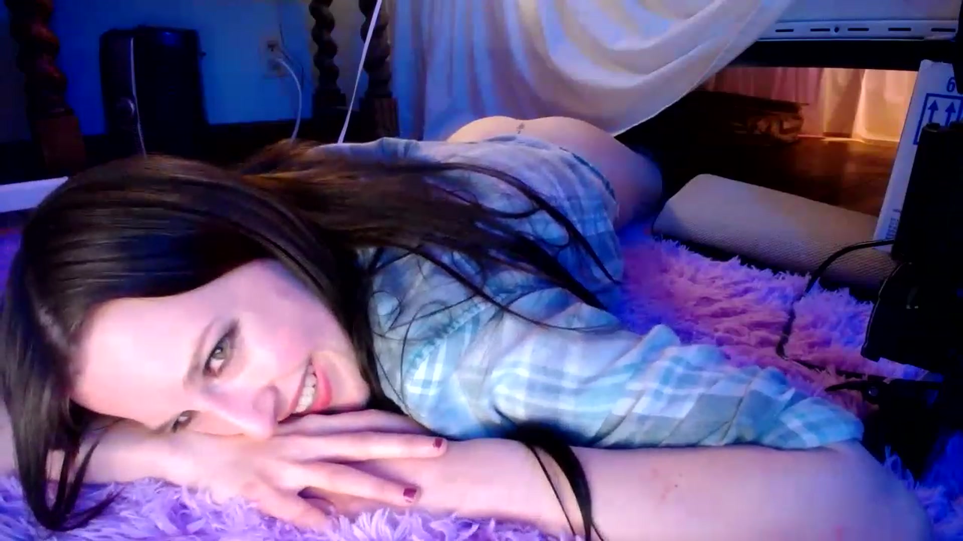 Gallery image thumbnail from Sphenoids's myfreecams stream on, 11/15/2022, 04:49 image 20 of 20