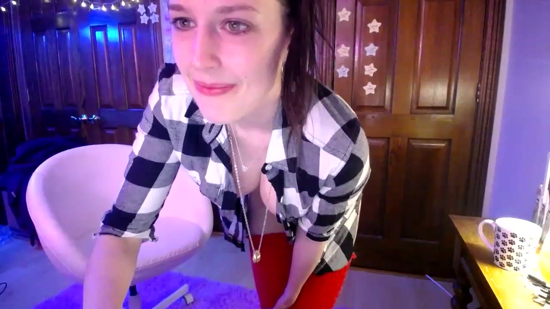 Gallery image thumbnail from Sphenoids's myfreecams stream on, 11/21/2022, 24:57 image 10 of 20