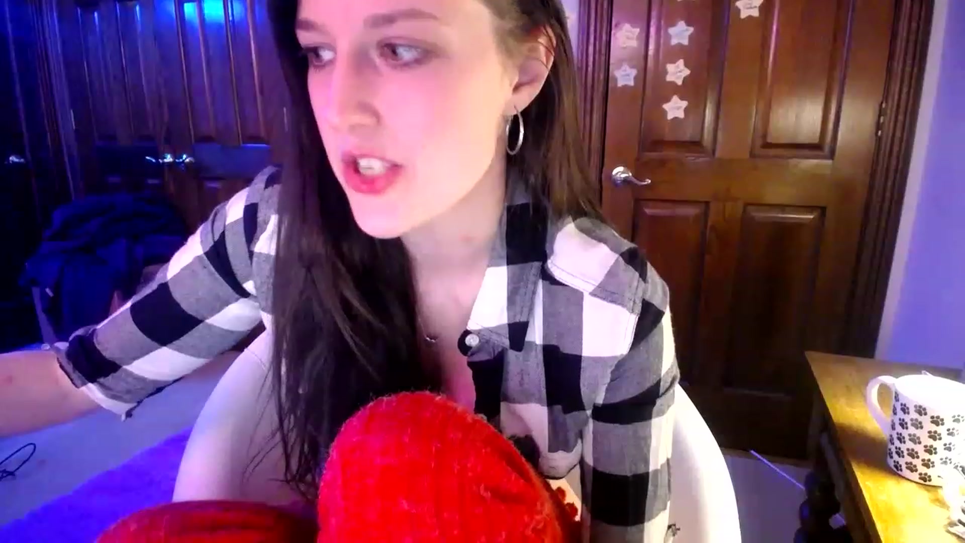 Gallery image thumbnail from Sphenoids's myfreecams stream on, 11/21/2022, 02:13 image 15 of 20