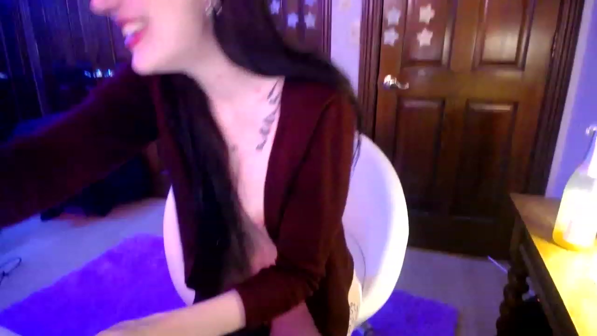 Gallery image thumbnail from Sphenoids's myfreecams stream on, 12/01/2022, 08:12 image 12 of 20