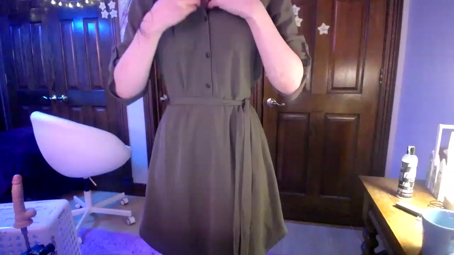 Gallery image thumbnail from Sphenoids's myfreecams stream on, 12/07/2022, 05:53 image 7 of 20