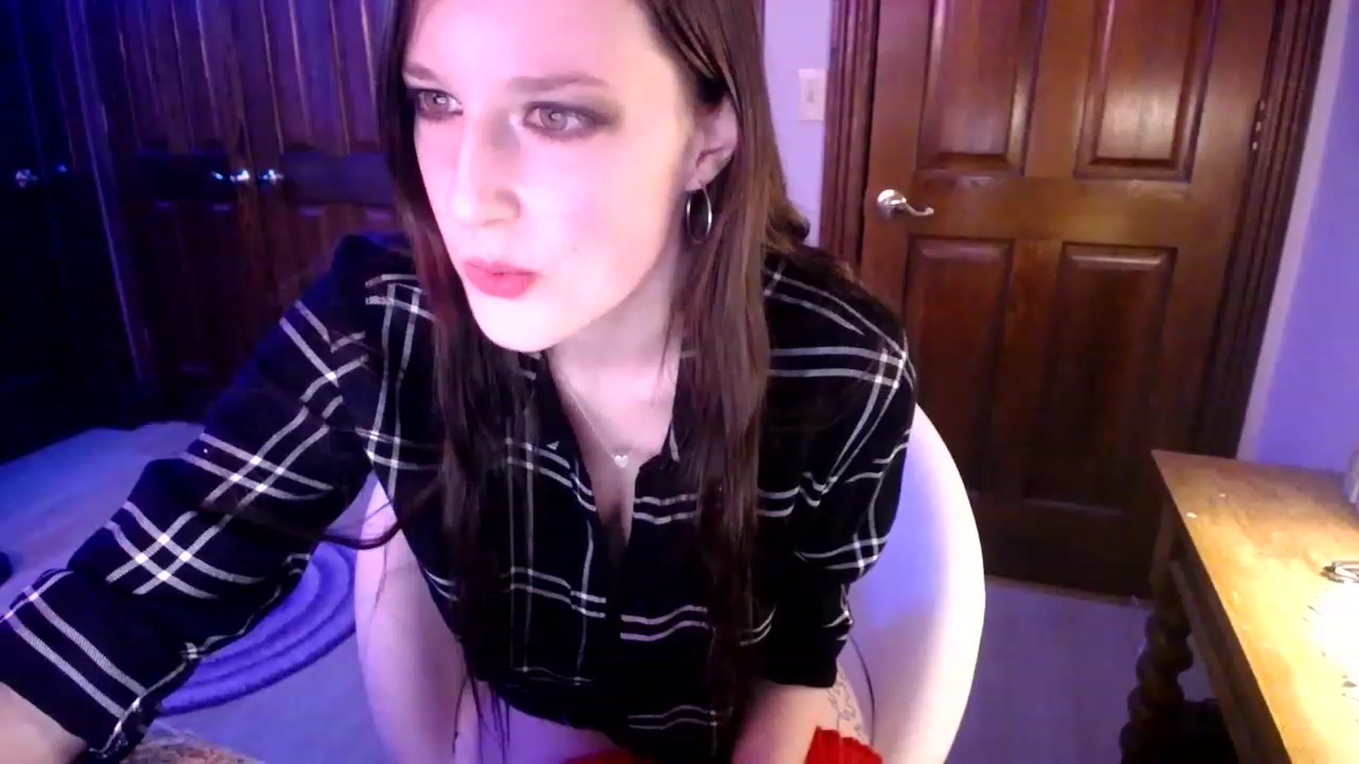 Gallery image thumbnail from Sphenoids's myfreecams stream on, 03/02/2023, 24:30 image 15 of 20