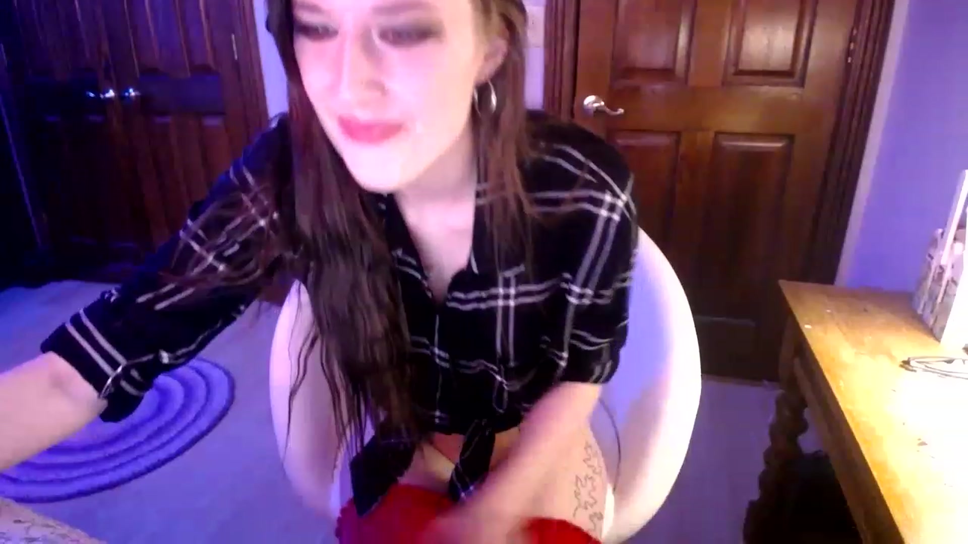 Gallery image thumbnail from Sphenoids's myfreecams stream on, 03/02/2023, 01:58 image 8 of 20