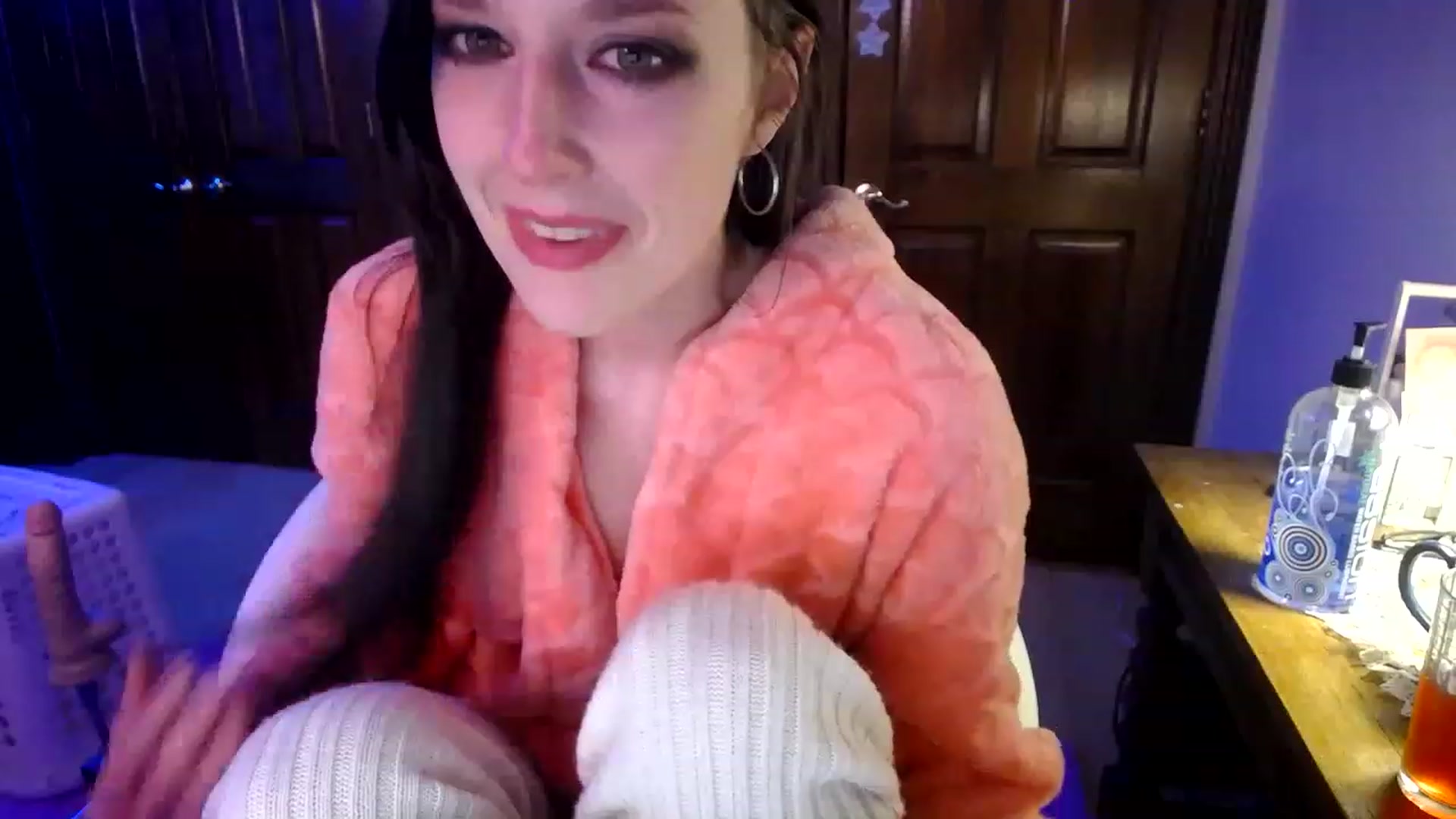 Gallery image thumbnail from Sphenoids's myfreecams stream on, 03/04/2023, 03:19 image 9 of 20