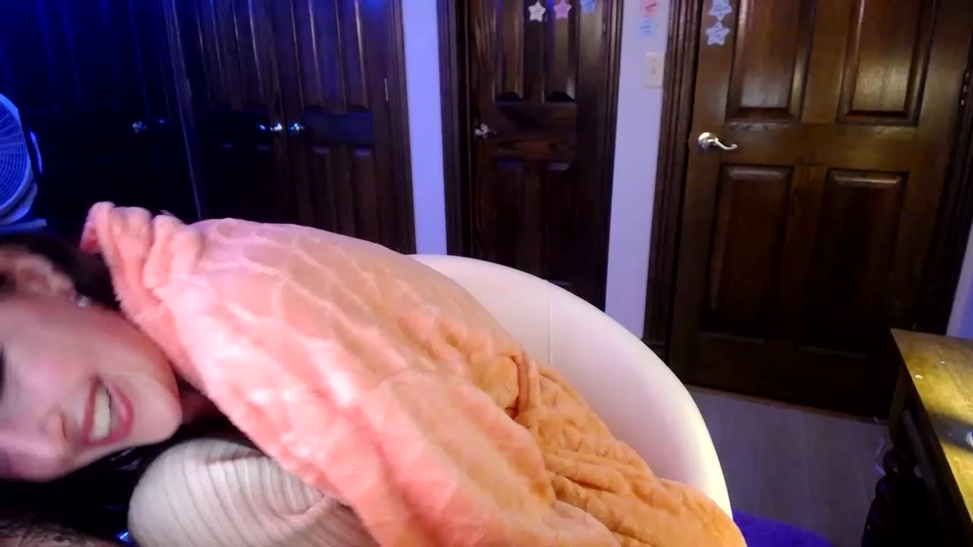 Gallery image thumbnail from Sphenoids's myfreecams stream on, 03/04/2023, 03:42 image 5 of 20