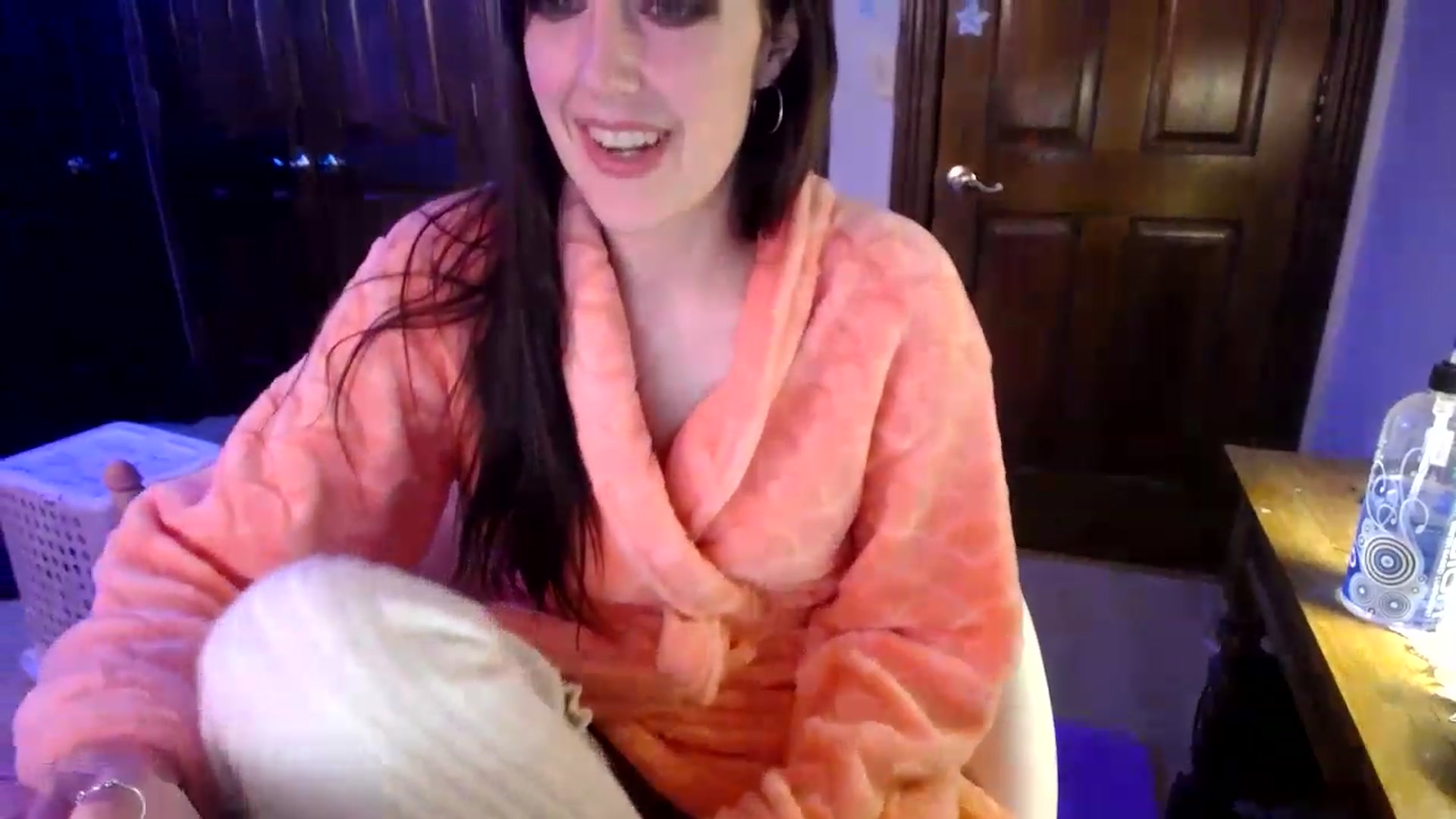 Gallery image thumbnail from Sphenoids's myfreecams stream on, 03/04/2023, 03:42 image 14 of 20