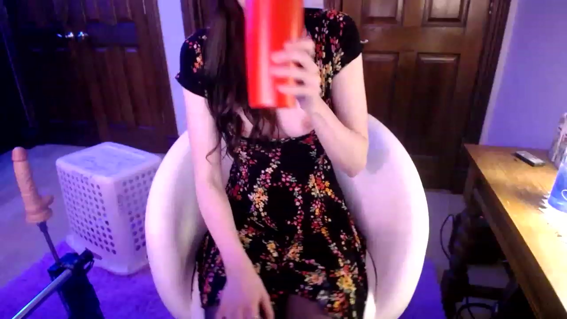 Gallery image thumbnail from Sphenoids's myfreecams stream on, 03/11/2023, 24:31 image 18 of 20