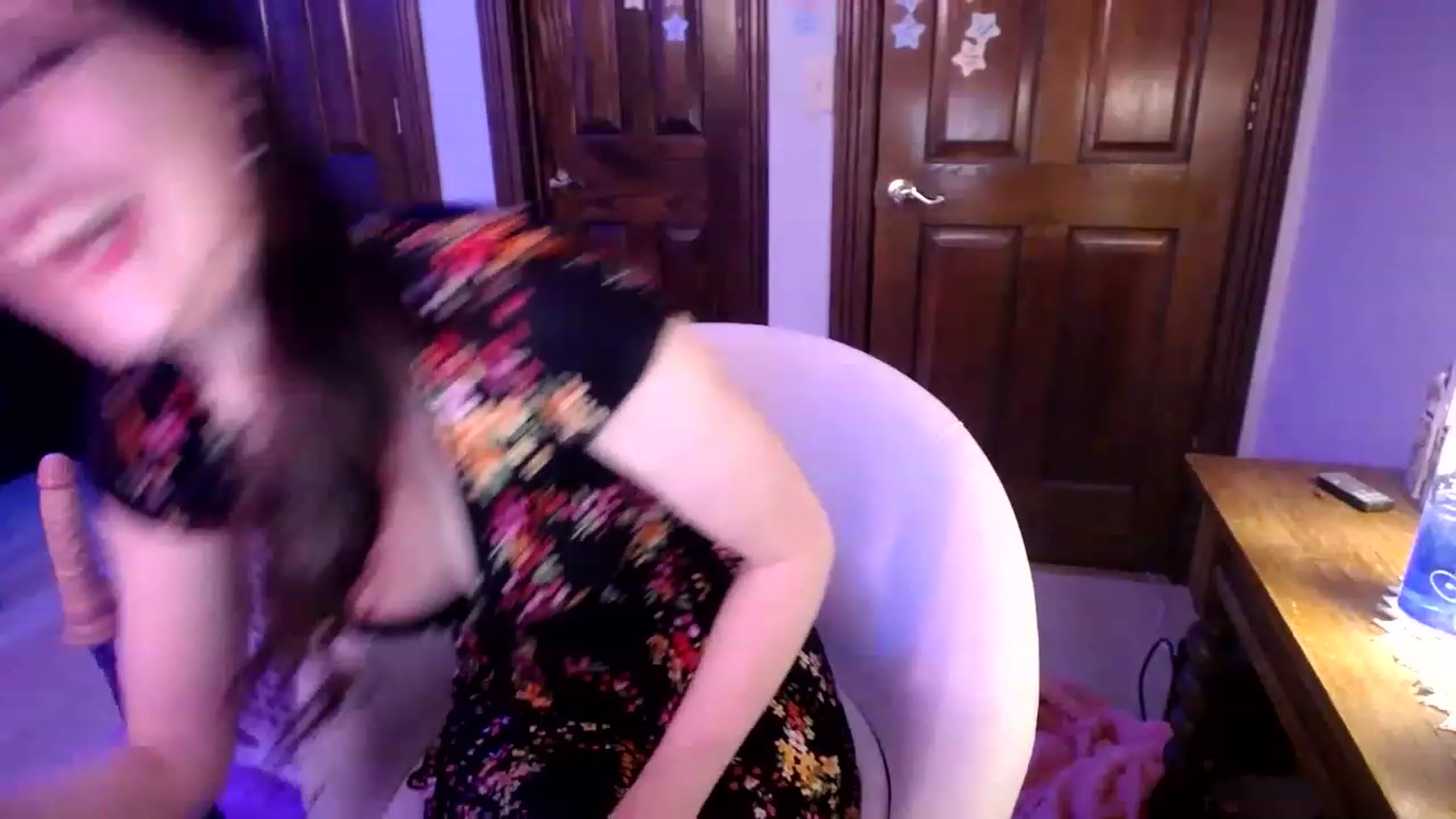 Gallery image thumbnail from Sphenoids's myfreecams stream on, 03/11/2023, 01:42 image 10 of 20