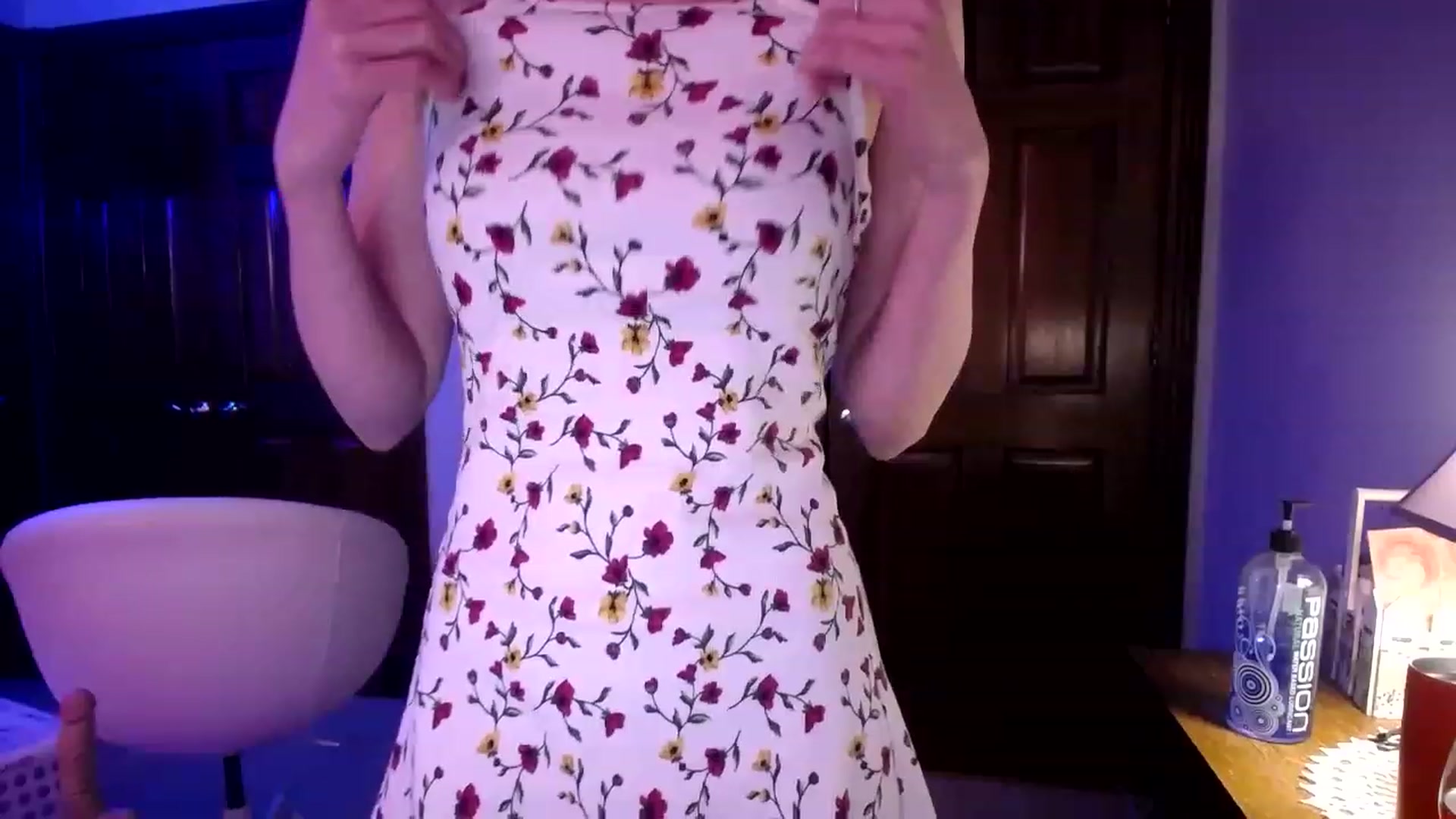 Gallery image thumbnail from Sphenoids's myfreecams stream on, 03/11/2023, 03:52 image 12 of 20