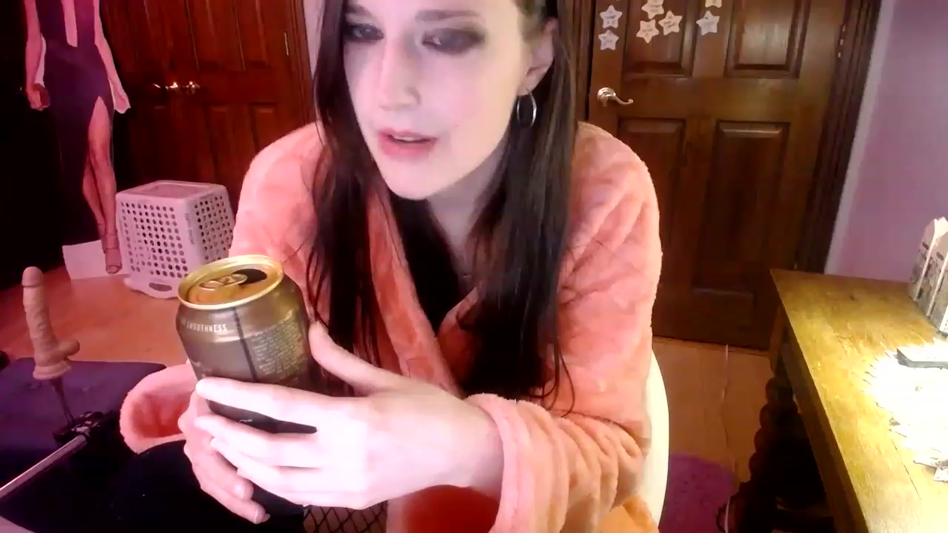 Gallery image thumbnail from Sphenoids's myfreecams stream on, 03/30/2023, 02:59 image 13 of 20