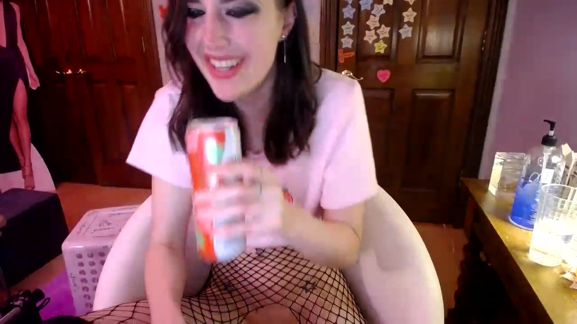 Gallery image thumbnail from Sphenoids's myfreecams stream on, 04/12/2023, 03:04 image 8 of 20