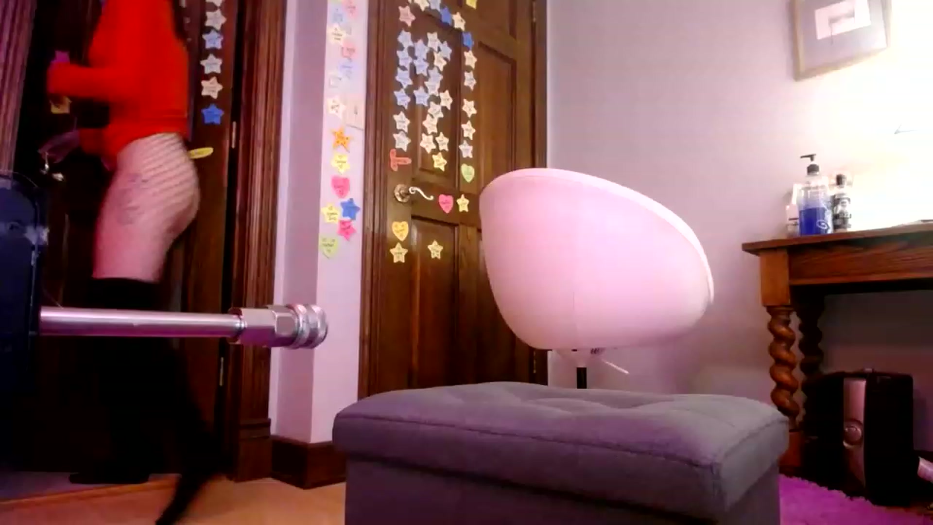 Gallery image thumbnail from Sphenoids's myfreecams stream on, 04/19/2023, 24:12 image 6 of 20